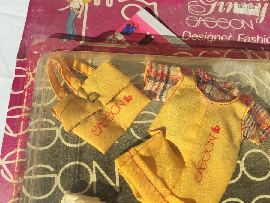 Ginny Vogue Dolls Sasson Designer Fashions Clothing New On Card 1981 [Photo 9]