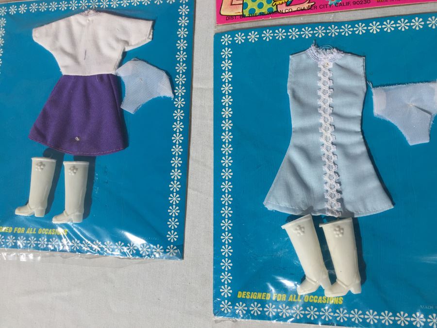 Various Doll Clothes And Accessories New On Card [Photo 6]