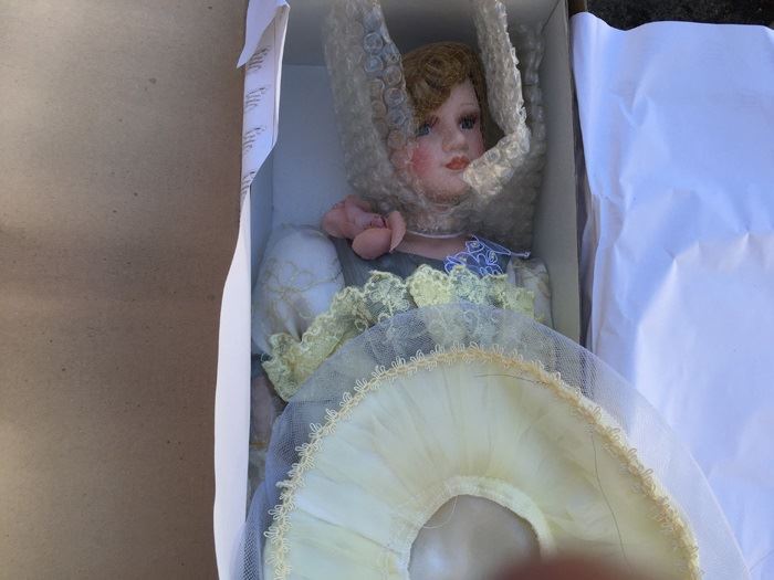 MEGA Lot Of Collectible Porcelain Dolls From The Heritage Signature Collection All New In Boxes [Photo 16]