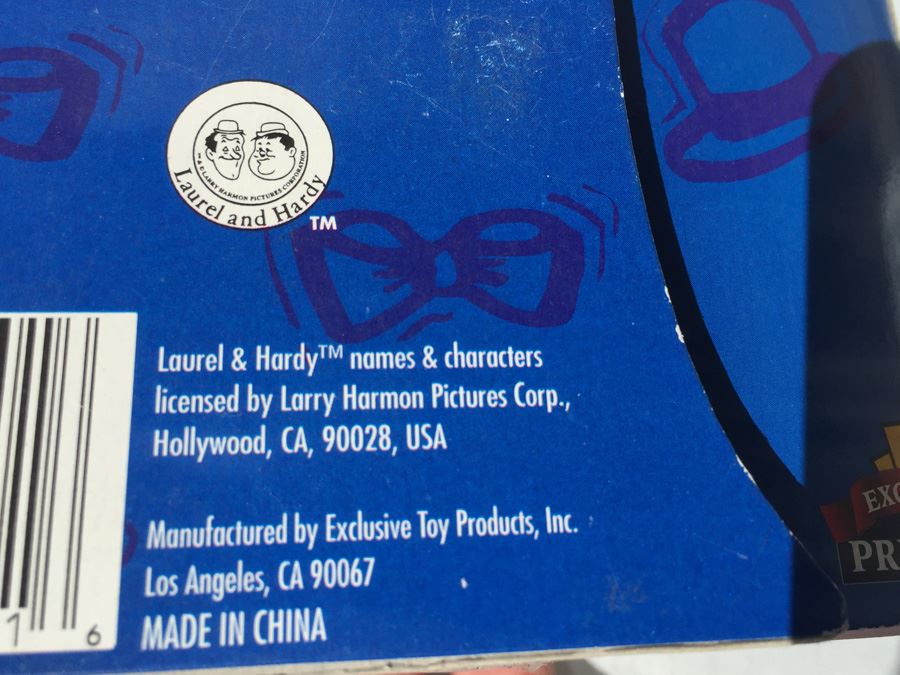 Laurel And Hardy Limited Edition Collector's Series Dolls In Original Packaging [Photo 7]