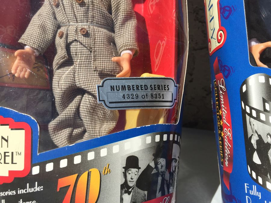 Laurel And Hardy Limited Edition Collector's Series Dolls In Original Packaging [Photo 5]