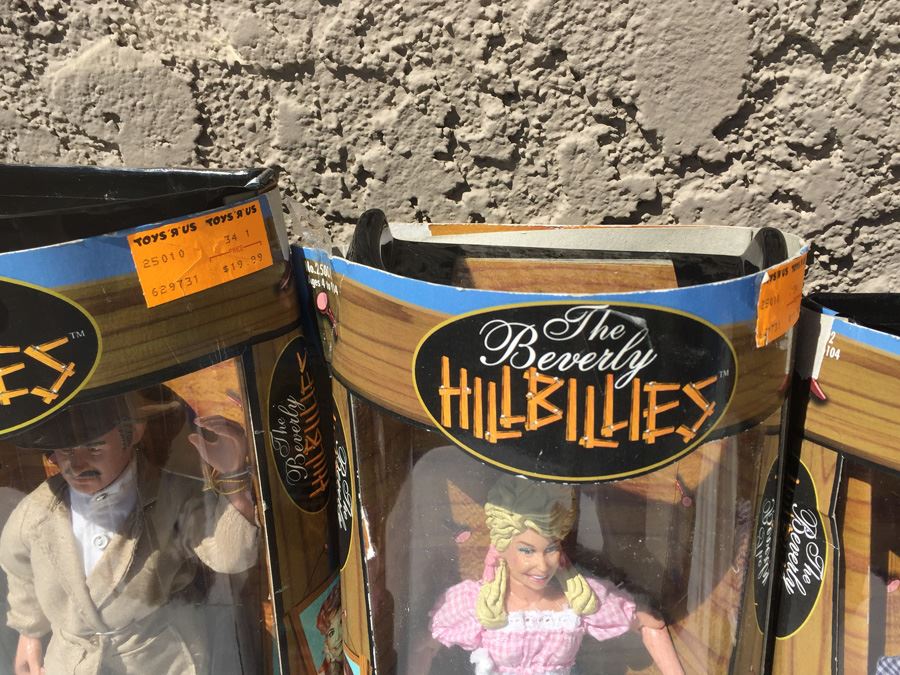 The Beverly Hillbillies Limited Edition Collector's Series Dolls In Original Packaging [Photo 4]