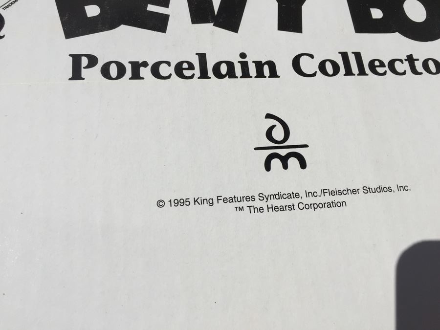 Danbury Mint Betty Boop Porcelain Collector Doll New In Box [Photo 4]