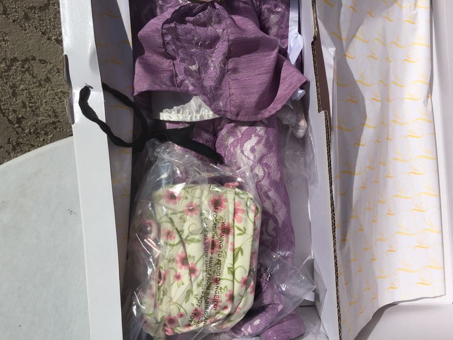 Artista Dolls By Charisma Doll New In Box [Photo 6]