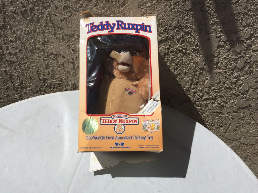 Teddy Ruxpin The World's First Animated Talking Toy New In Box 1985 Box Has Some Damage [Photo 1]