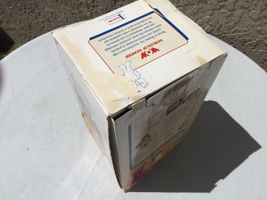 Teddy Ruxpin The World's First Animated Talking Toy New In Box 1985 Box Has Some Damage [Photo 8]