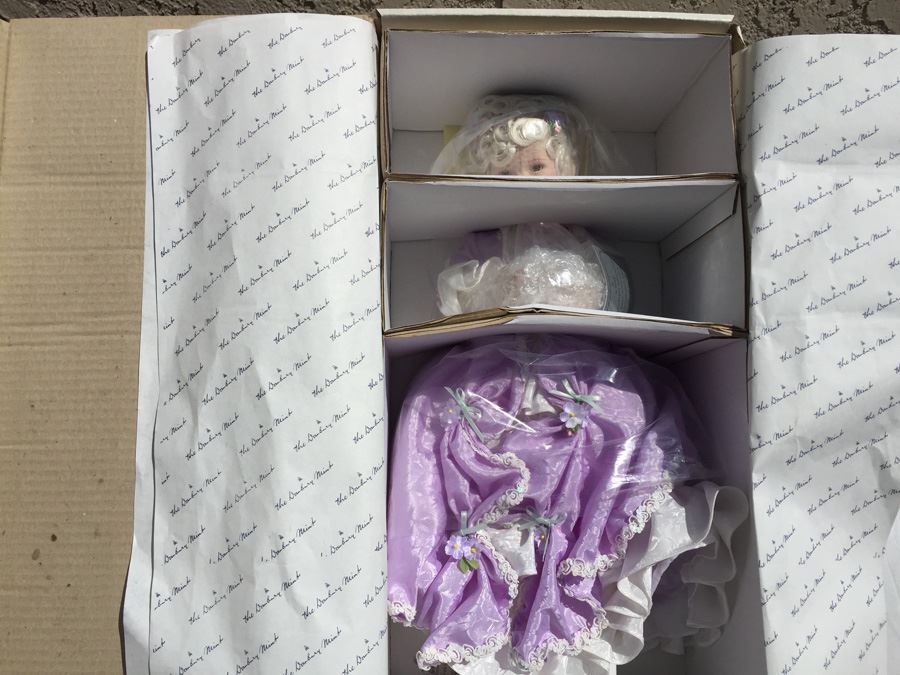 Danbury Mint The Shirley Temple Collector Doll New In Box Heidi [Photo 2]