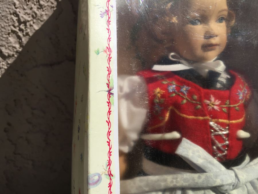 Original Heidi Ott Swiss Design Dolls New In Box E-F. Stefan & Steffi [Photo 11]