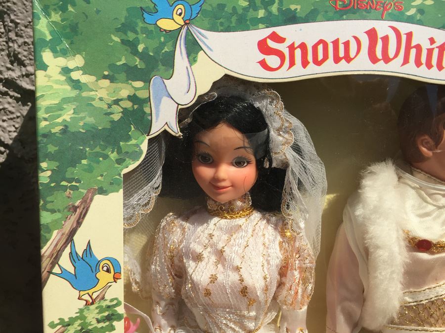 Disney's Snow White Dolls New In Box [Photo 3]
