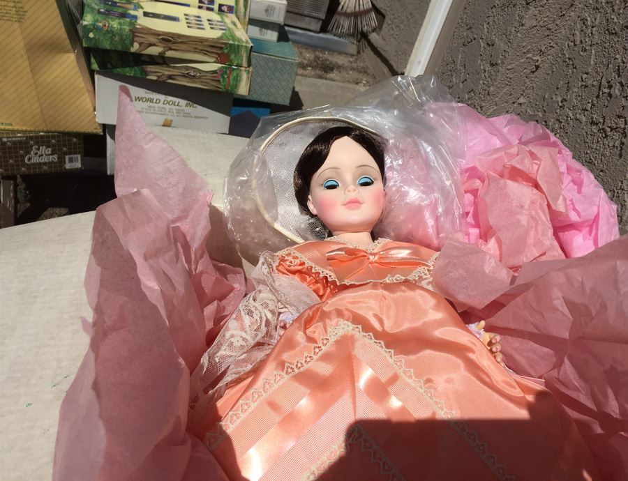 Large Madame Alexander Doll Melanie 2254 In Original Box [Photo 2]