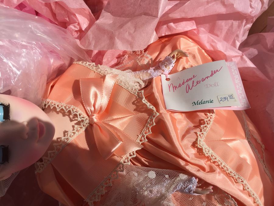 Large Madame Alexander Doll Melanie 2254 In Original Box [Photo 8]