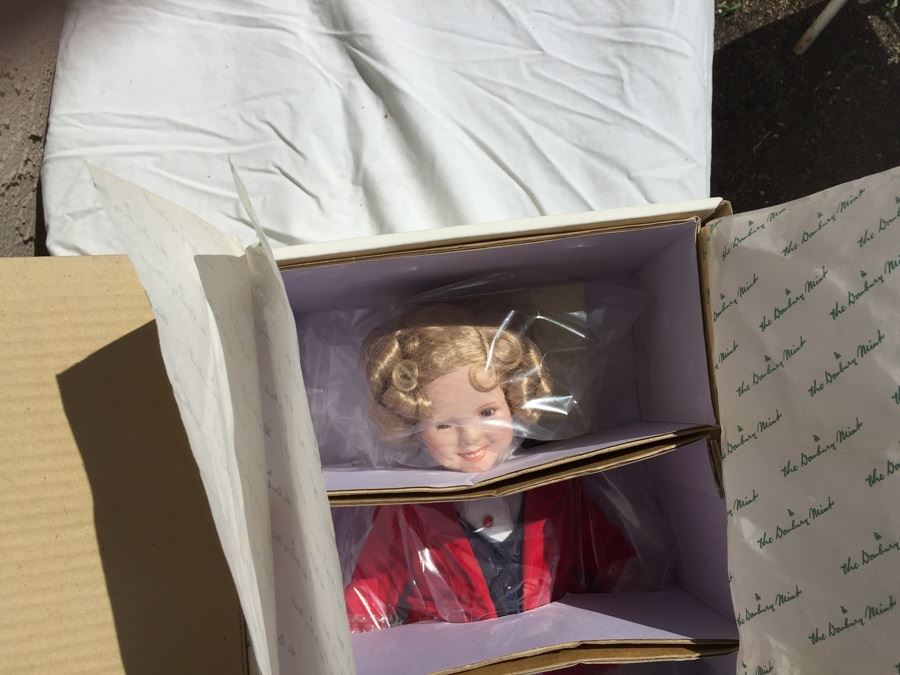 Danbury Mint Shirley Temple Doll 'Just Around The Corner' New In Box 1993 [Photo 8]