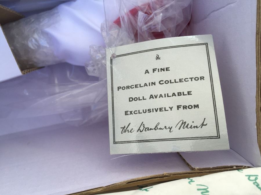 Danbury Mint Shirley Temple Doll 'Just Around The Corner' New In Box 1993 [Photo 3]