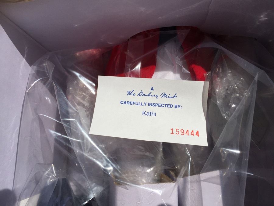 Danbury Mint Shirley Temple Doll 'Just Around The Corner' New In Box 1993 [Photo 7]