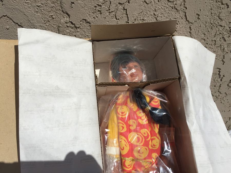 The Ashton-Drake Galleries Asha Doll By Joan Ibarolle New In Box [Photo 2]