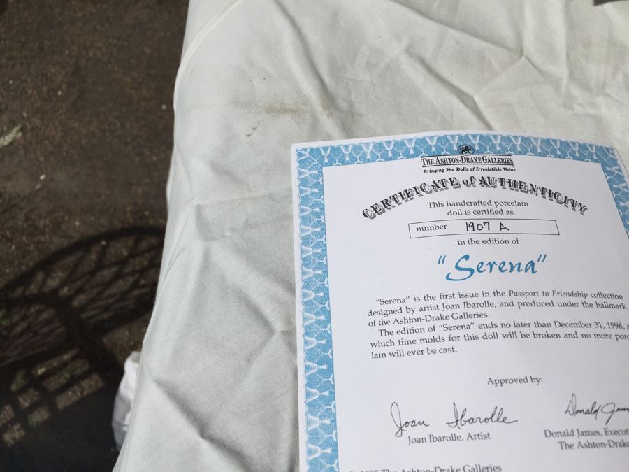 The Ashton-Drake Galleries Serena Doll By Joan Ibarolle New In Box [Photo 5]