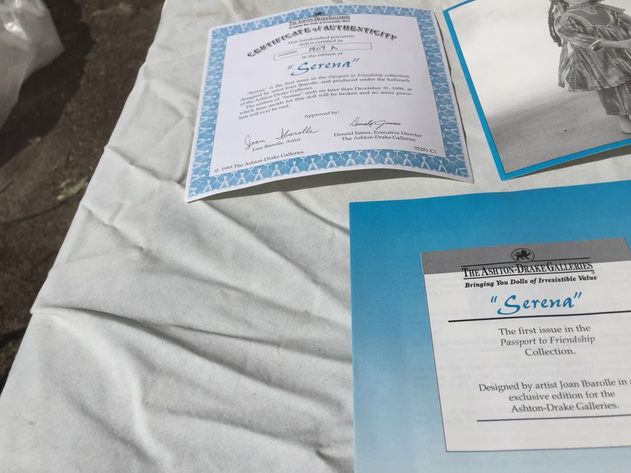 The Ashton-Drake Galleries Serena Doll By Joan Ibarolle New In Box [Photo 7]