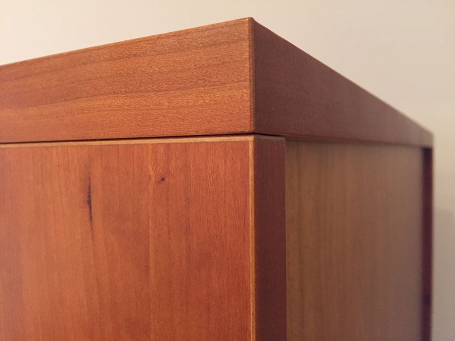 Modern Tall Bookshelf [Photo 6]