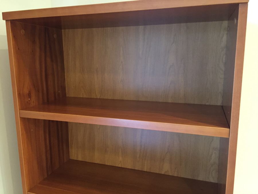 Modern Tall Bookshelf [Photo 4]