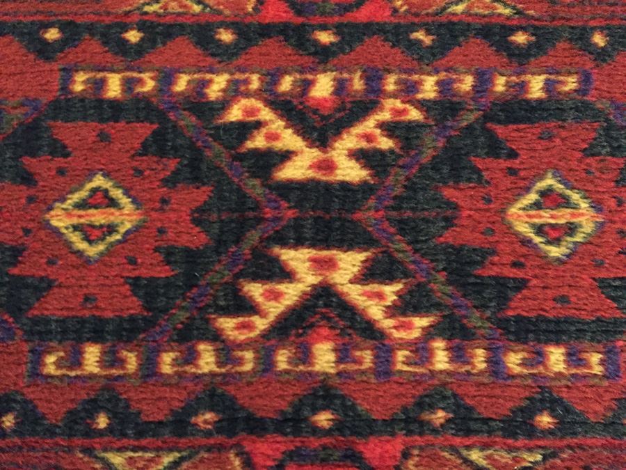 Belgium Machine Made Rug With Geometric Patterns [Photo 9]
