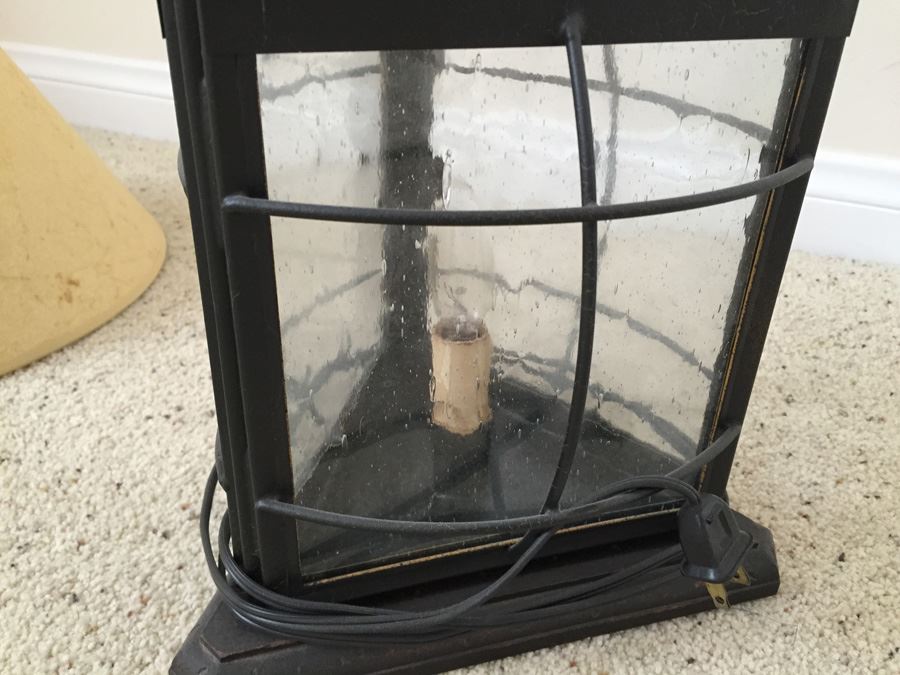 Shade And Lamp Lot [Photo 5]