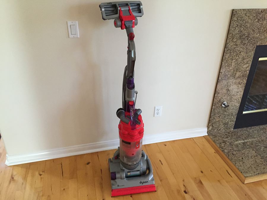 Dyson Vacuum Cleaner With Hepa Filter