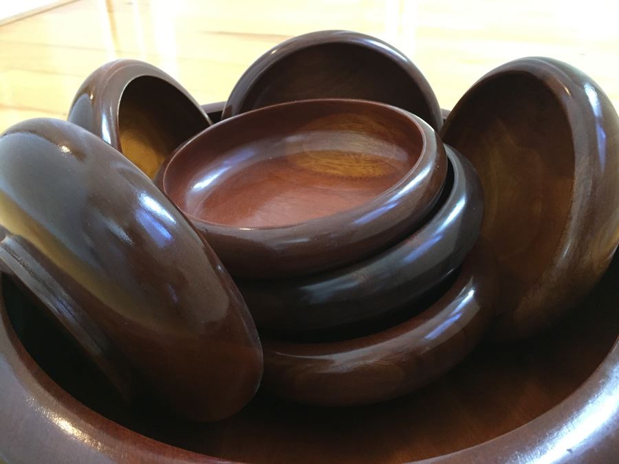 Beautiful Vintage Monkey Pod Salad Bowl Set [Photo 9]