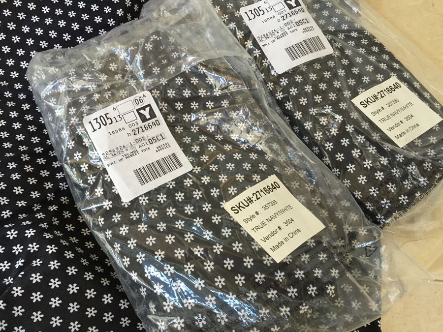 Tote Bag Lot [Photo 2]