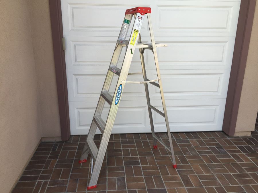 Werner Aluminum Ladder  [Photo 1]
