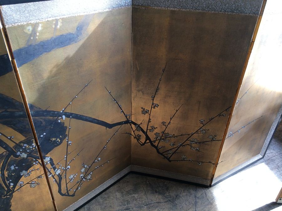 Hand Painted and Signed 4-Panel Vintage Oriental Gold Leaf Tree Blossom Screen [Photo 4]