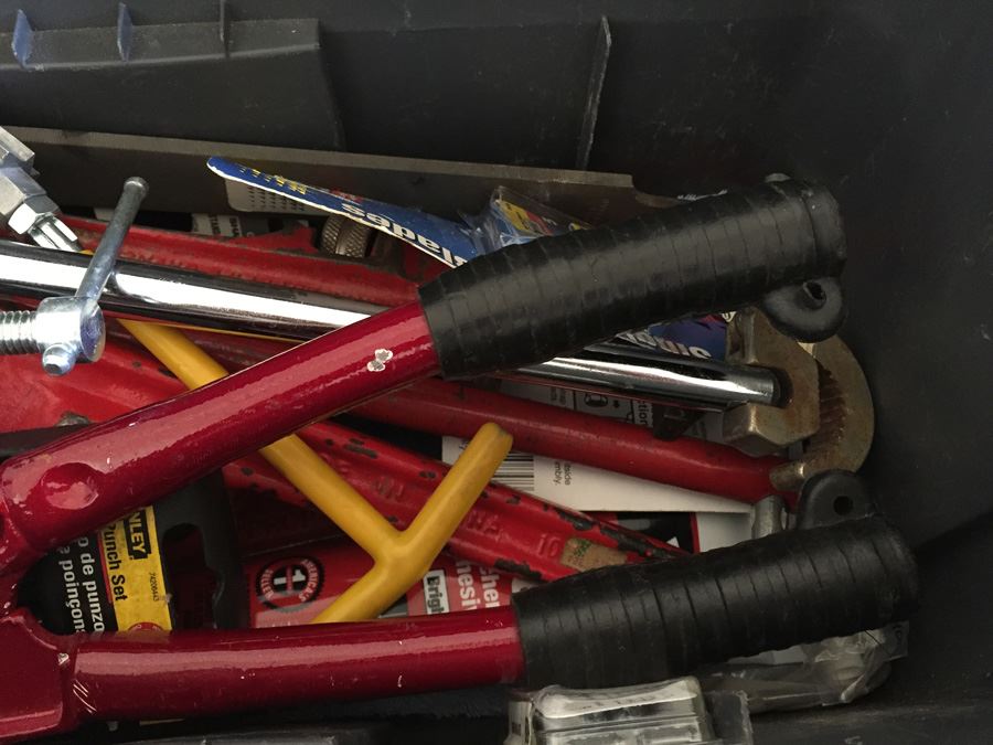 Akro-Mils Lifetime Warranty Toolbox Filled With Tools  [Photo 11]