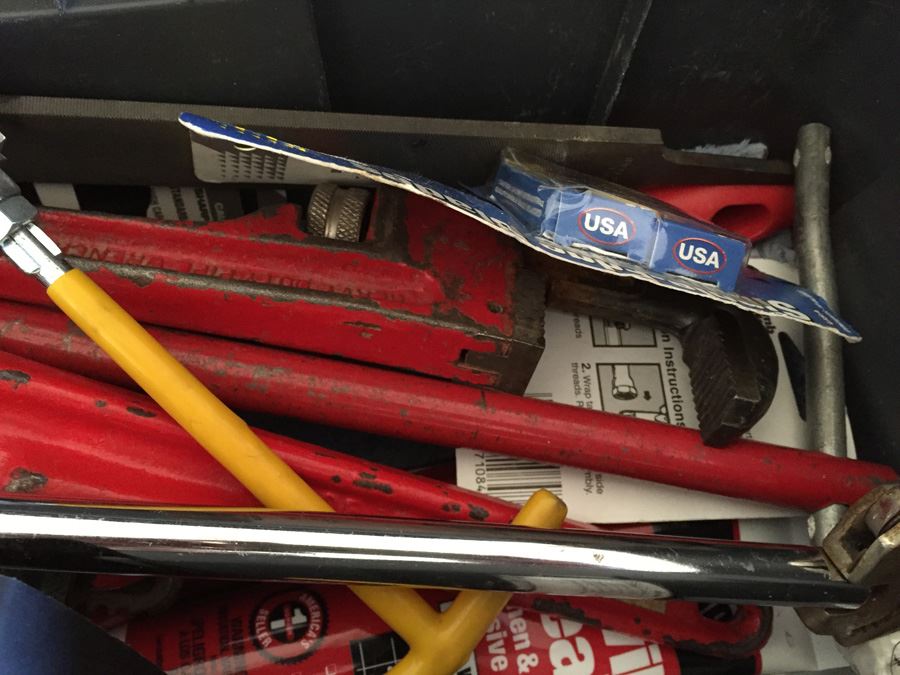 Akro-Mils Lifetime Warranty Toolbox Filled With Tools  [Photo 15]