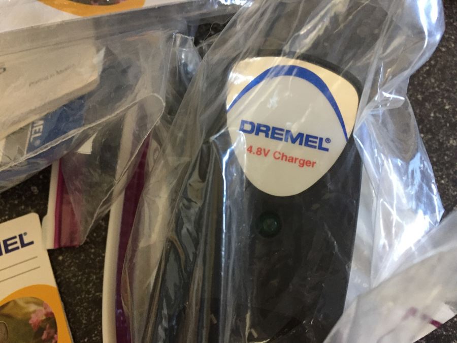 DREMEL Cordless Rotary Tool And Accessories [Photo 5]