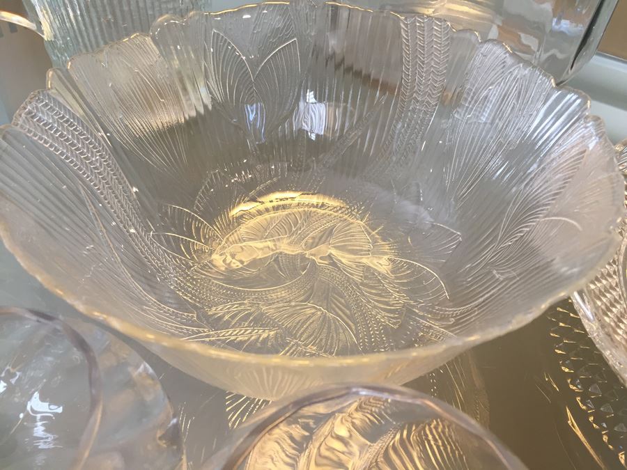 Glassware And Crystal Lot [Photo 6]