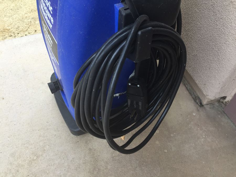 Campbell Hausfeld Electric Pressure Washer [Photo 3]