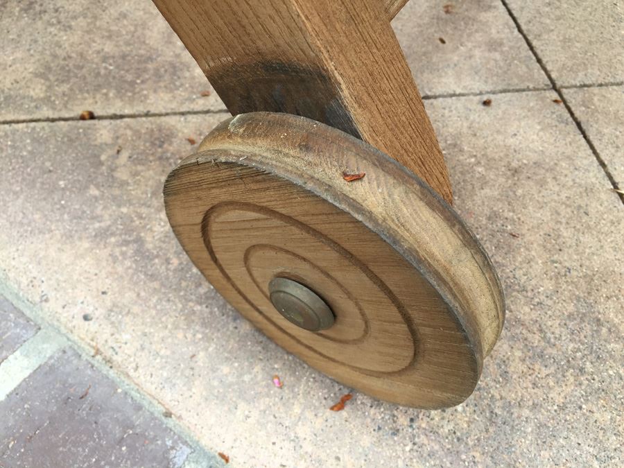 Teak Chaise Lounger [Photo 6]