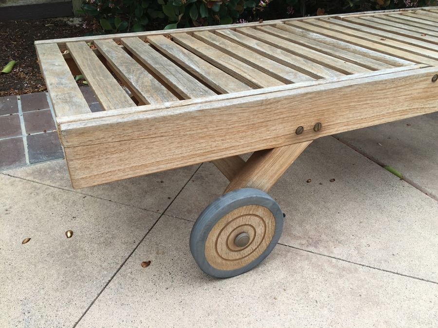 Teak Chaise Lounger [Photo 2]