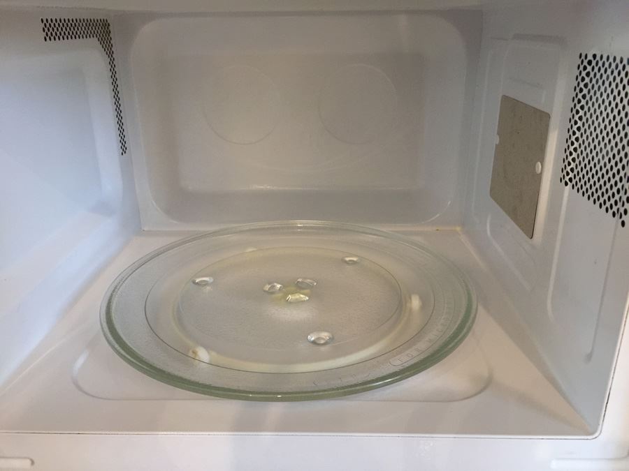 SHARP Microwave Oven R-309Y Excellent Condition [Photo 2]