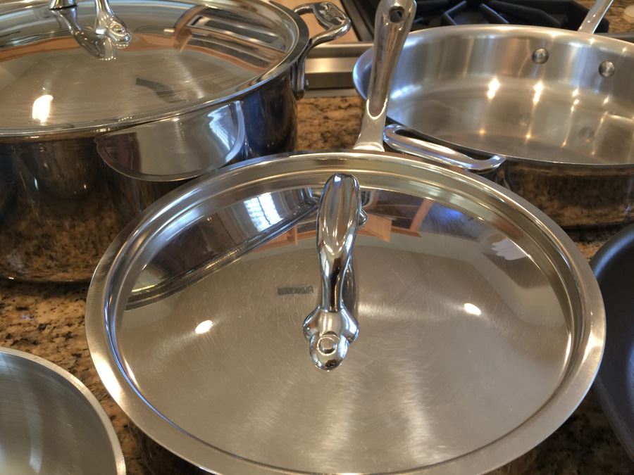 13-Piece Set Of ALL-CLAD Stainless Steel Cookware Pots And Pans In Excellent Condition Retails For $1,000+ [Photo 5]
