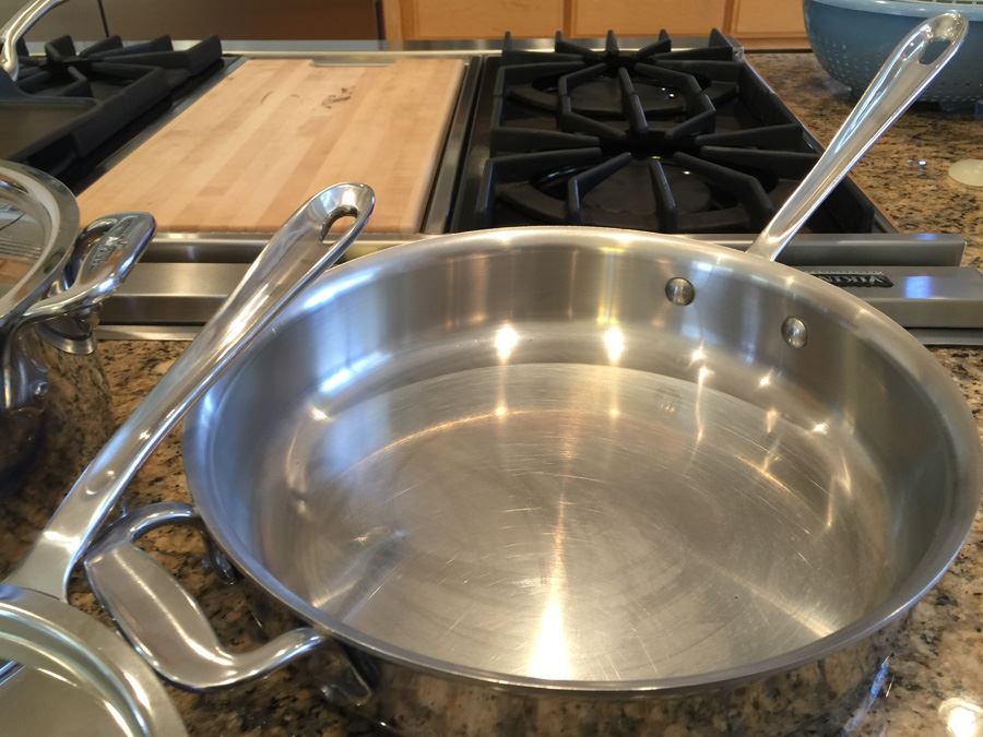 13-Piece Set Of ALL-CLAD Stainless Steel Cookware Pots And Pans In Excellent Condition Retails For $1,000+ [Photo 4]