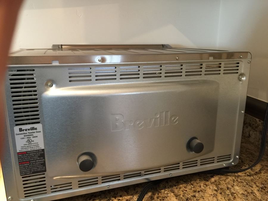 Breville Convection Toaster Oven In Excellent Condition Retails For $250 [Photo 3]