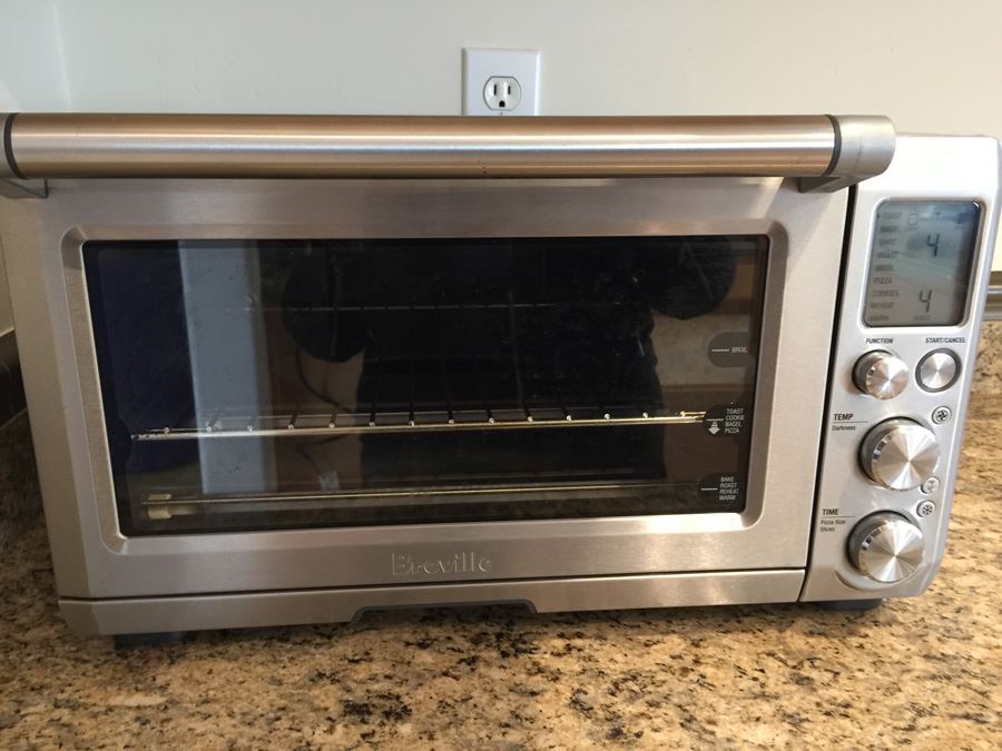 Breville Convection Toaster Oven In Excellent Condition Retails For $250 [Photo 1]