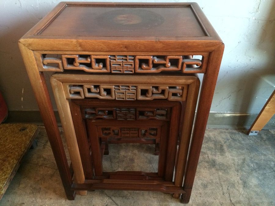 Asian Stacking Tables from Hong Kong [Photo 2]