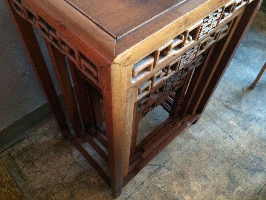 Asian Stacking Tables from Hong Kong [Photo 5]