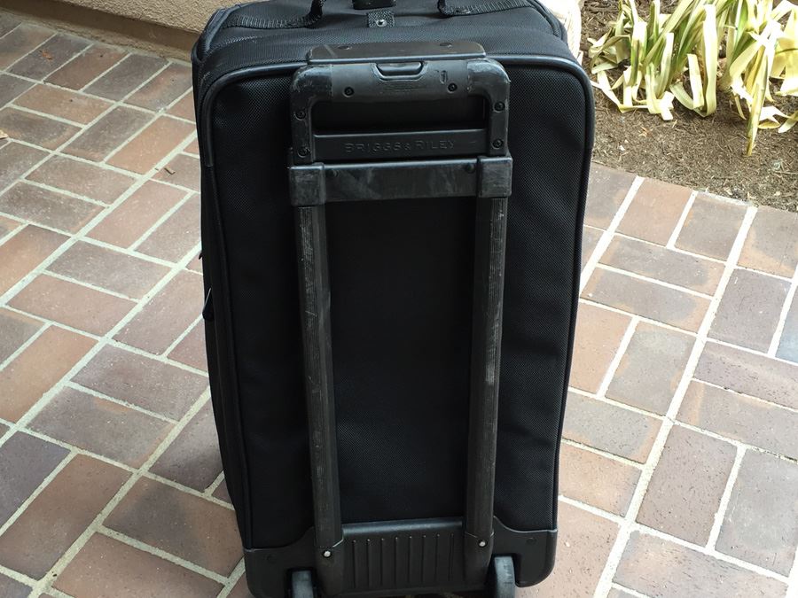 6-Piece Luggage Lot Including Briggs & Riley Lifetime Guarantee And El Portal Luggage [Photo 16]