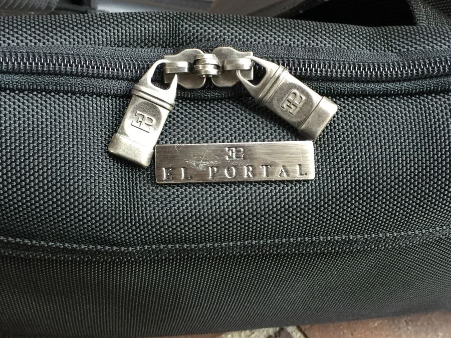 6-Piece Luggage Lot Including Briggs & Riley Lifetime Guarantee And El Portal Luggage [Photo 7]