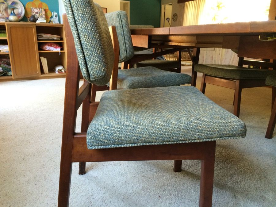 Jens Risom Walnut Dining Table with 6 Chairs and 3 Leaves [Photo 11]