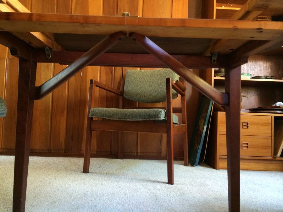 Jens Risom Walnut Dining Table with 6 Chairs and 3 Leaves [Photo 29]