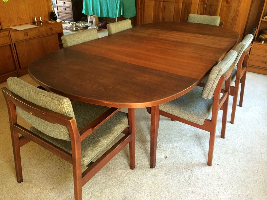 Jens Risom Walnut Dining Table with 6 Chairs and 3 Leaves [Photo 7]