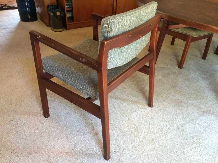 Jens Risom Walnut Dining Table with 6 Chairs and 3 Leaves [Photo 20]